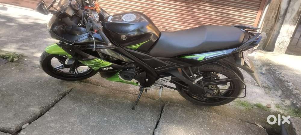 YAMAHA YZF R15 S