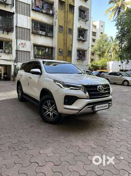 Toyota Fortuner [2021-ongoing] 2.8 2WD Diesel MT, 2023, Diesel