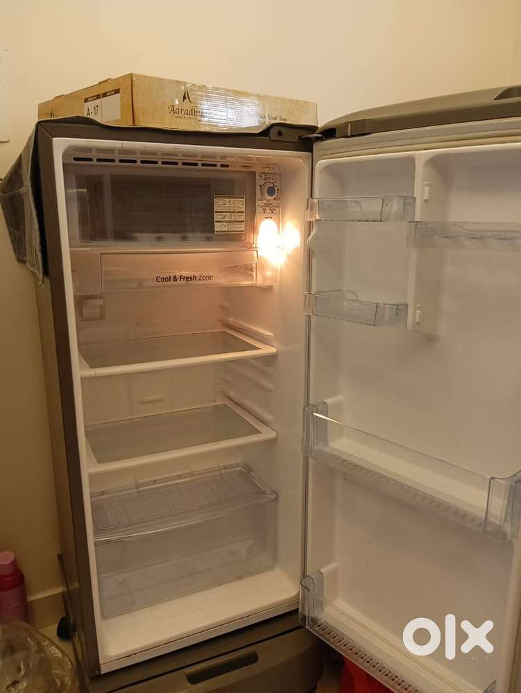 LG Fridge 185L