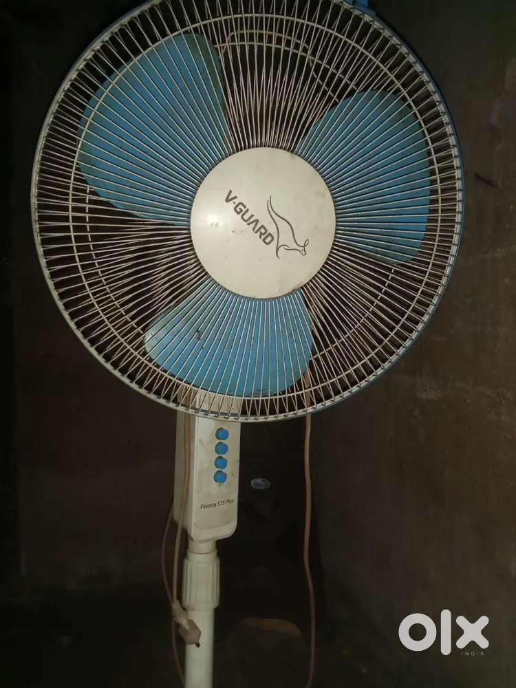 Table fan .