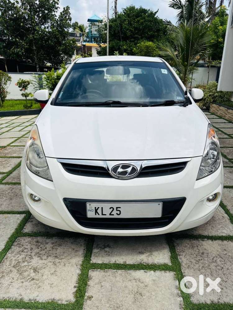 Hyundai i20 2010-2012 1.2 Sportz, 2011, Diesel