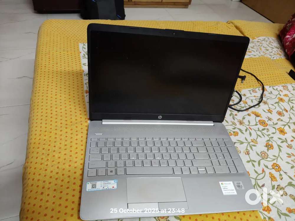 Hp laptop 15s-du2009TU