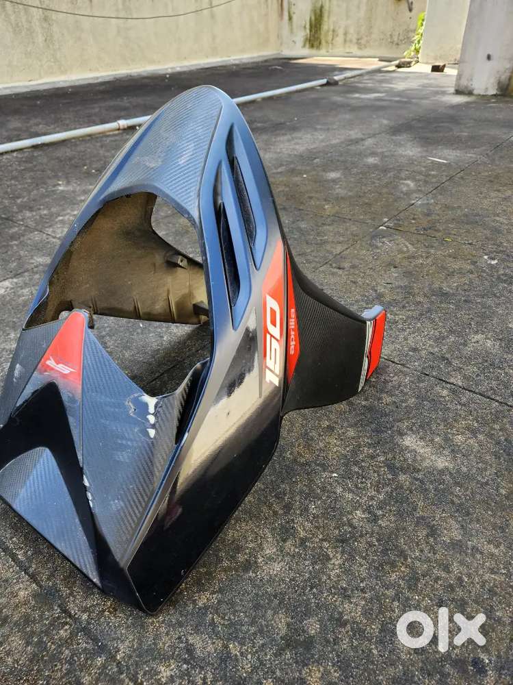 Aprilia sr150 carbon front shield and side fairing for sale