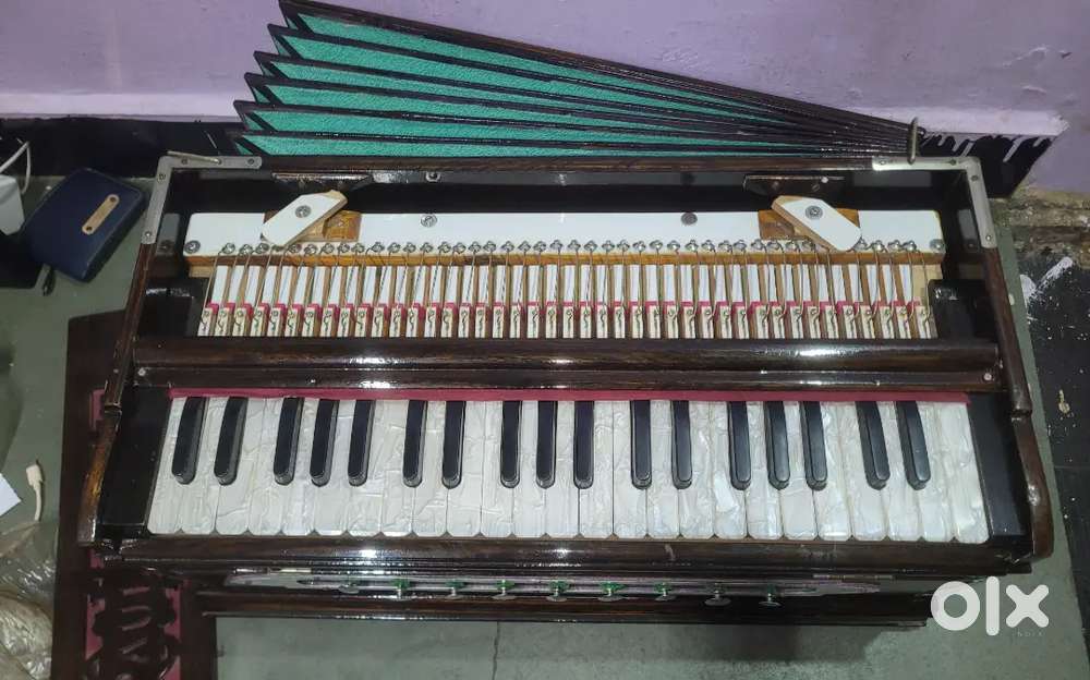 Harmonium good condition