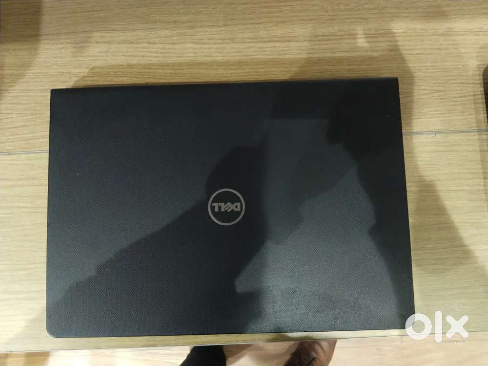 Dell inspiron Core i3 7th Gen laptop 8gbram 1tbhdd  good working cndtn