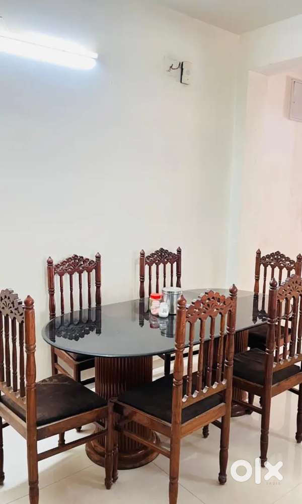 Girl pg sector 8 Gandhinagar all facilities available