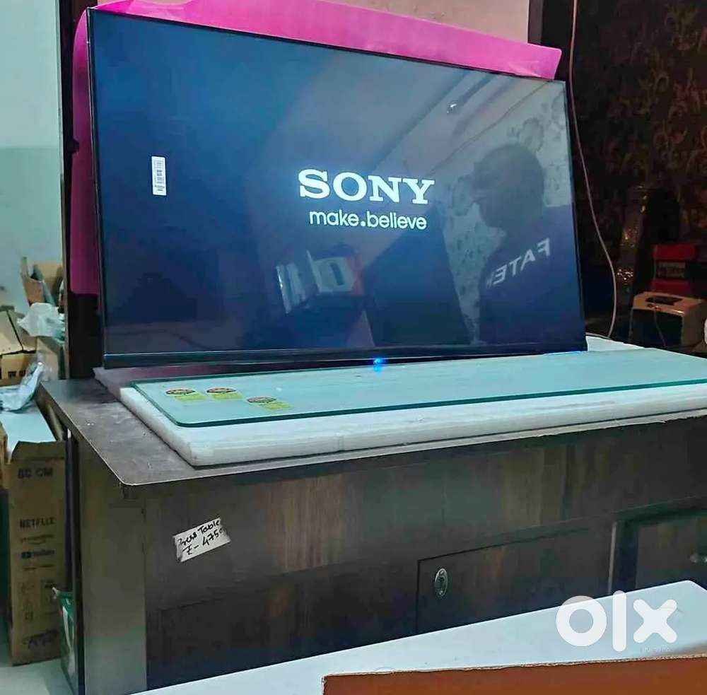 55 4K UHD led tv // Heavy DISCOUNTS // Free Shipping Fitting