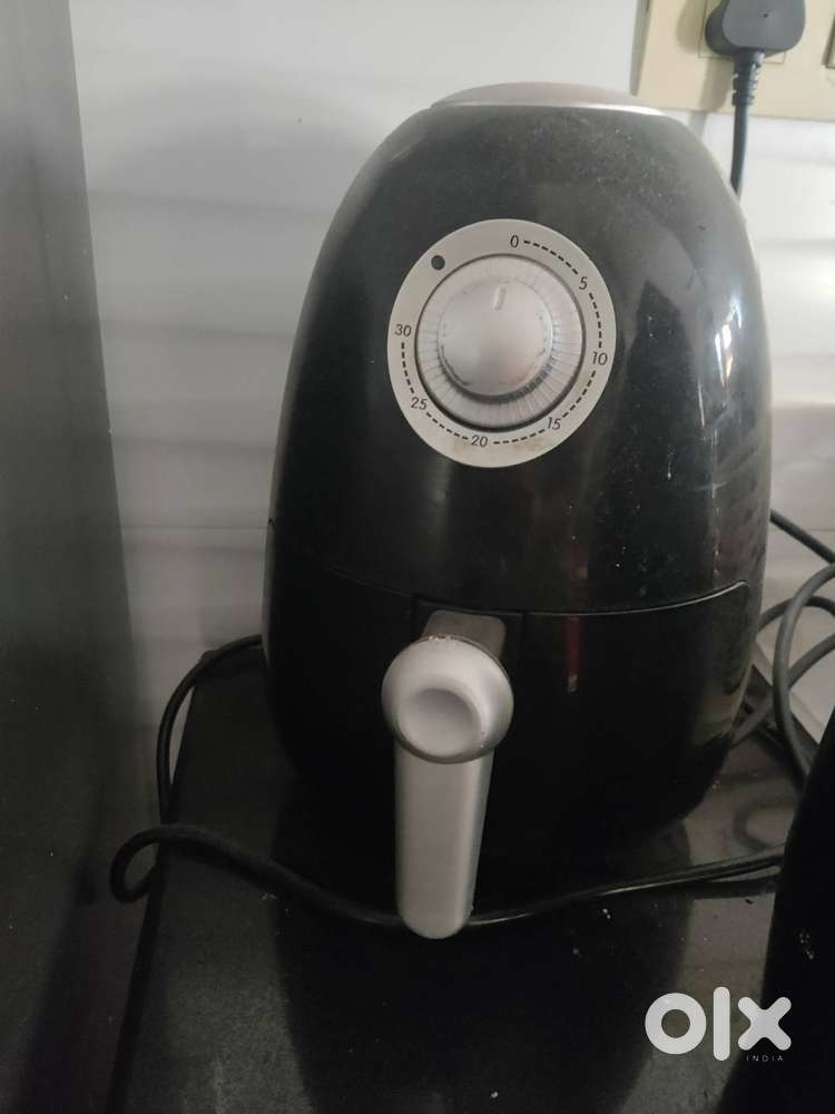 Glen used Air fryer + Pigeon unused Air fryer both for sale