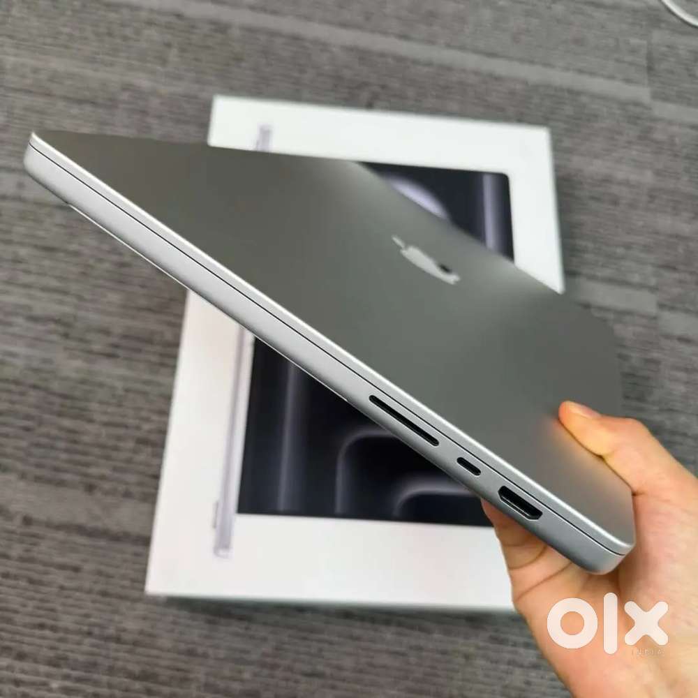 Apple MacBook Pro (16.2 inch, M4 Pro, 48GB, 512GB)