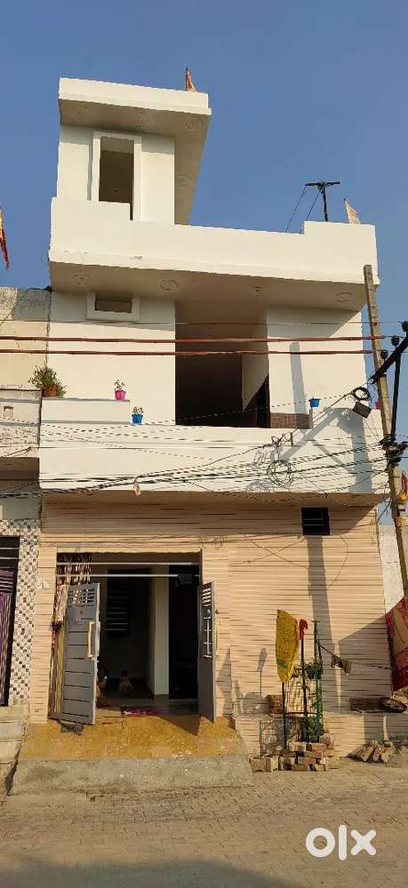 First owner new house ready to move