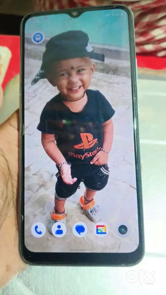 Realme 30 phone selling