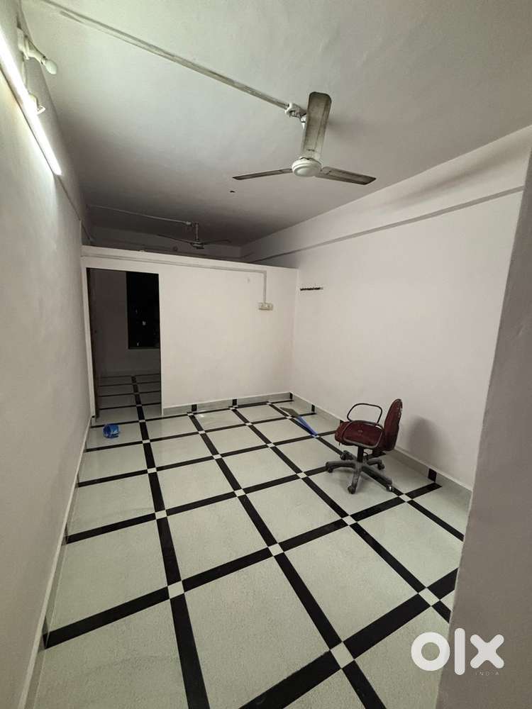 Requires a male roommate