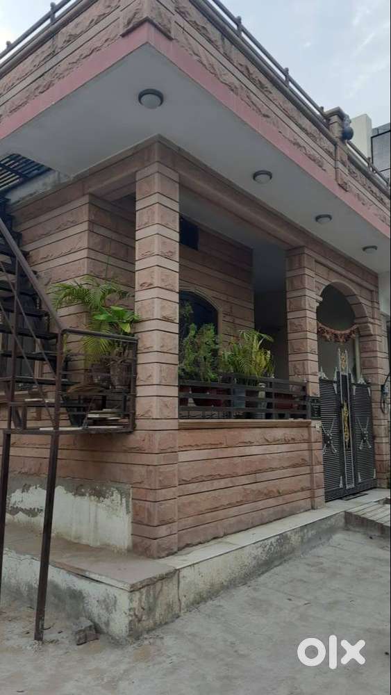 Corner House For Sell In Ratanada