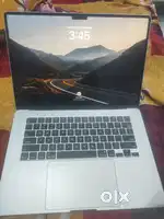 Macbook M4 chip 512gb