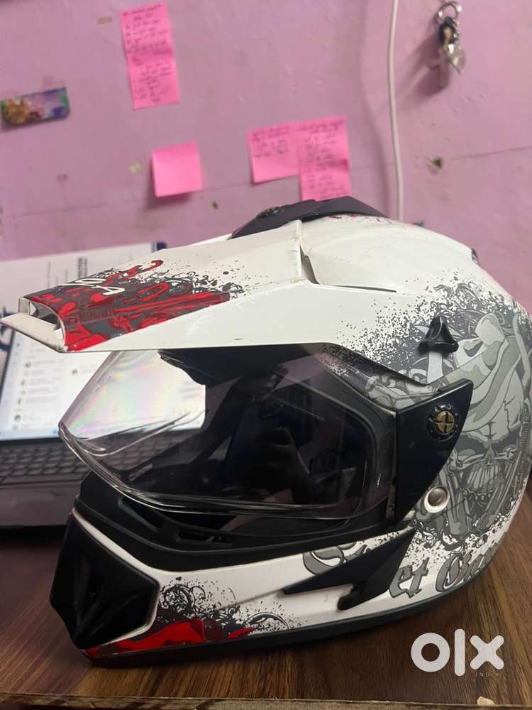 Vega Gangster + Studds Thunder Helmets – ISI Certified – ₹1,000 Each