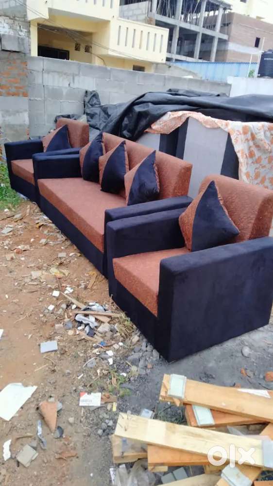3+1+1 sofa set with beautiful colour combination