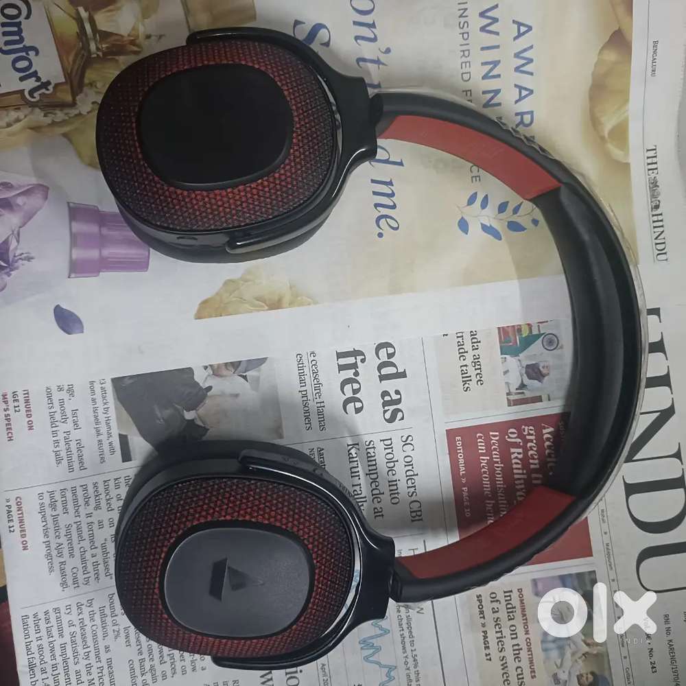 Boat rockers 413 Head phone