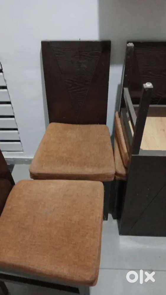 6 wooden Chair