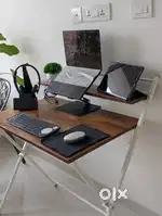 Wooden foldable office table spotless condition