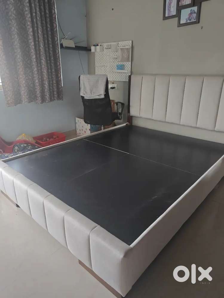 Home lane bed, brand new queen size unused
