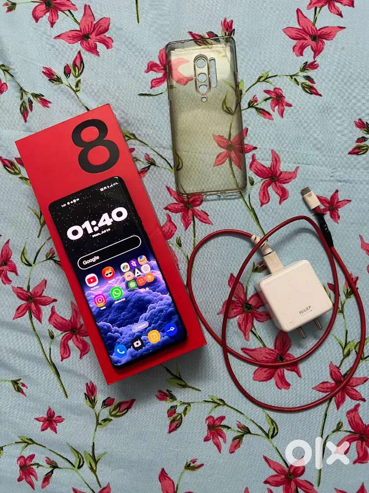 OnePlus 8 pro - 8/128 in Superb Condition with bill, box & charger!