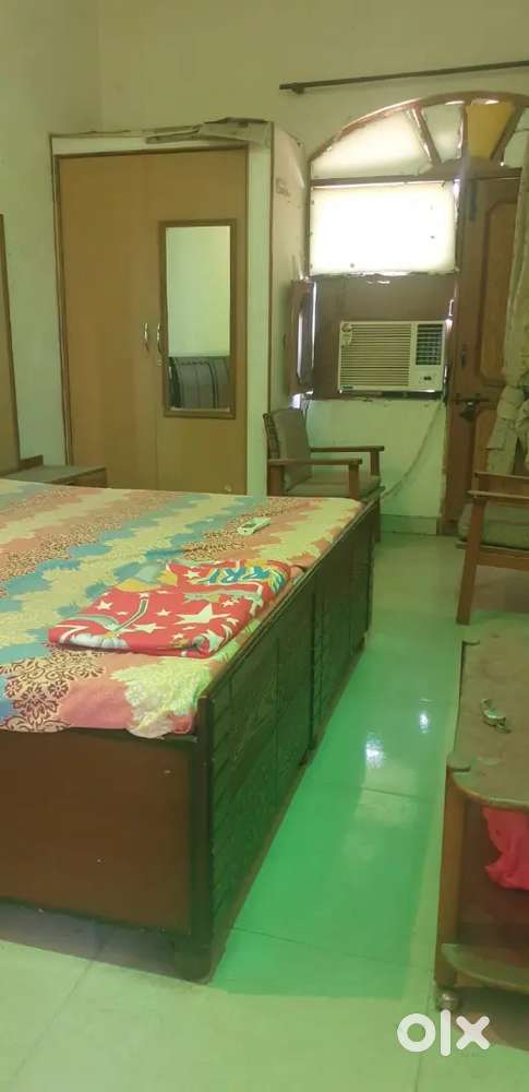 One room set fully furnished