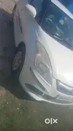 Maruti Suzuki Swift Dzire 2013