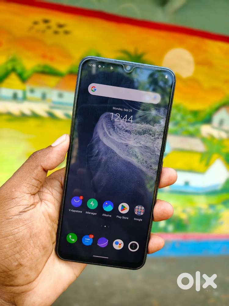 VIVO V20 SE (8GB RAM & 128GB Storage)