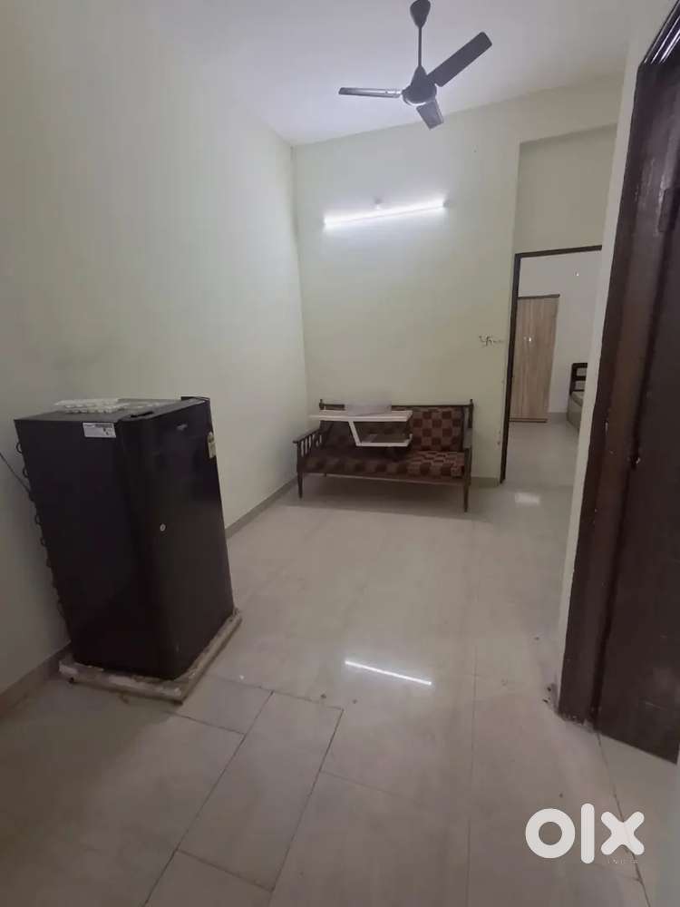 2 BHK independent fully furnished available Shankar Nagar near chaupa