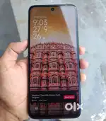 Good condition phone 8/128