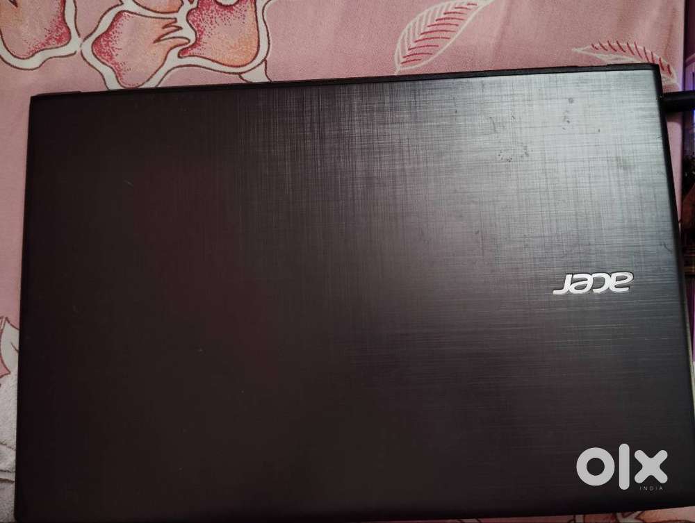 Acer Laptop  1TB HDD  4GB RAM  Windows 11  Excellent Condition