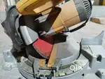 Aluminum cutting machine