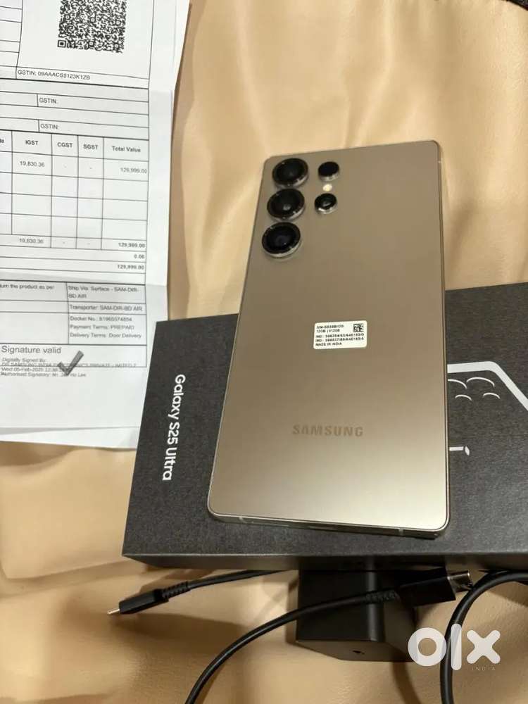 S25 Ultra 512GB ; Warranty with Samsung care upto March 26