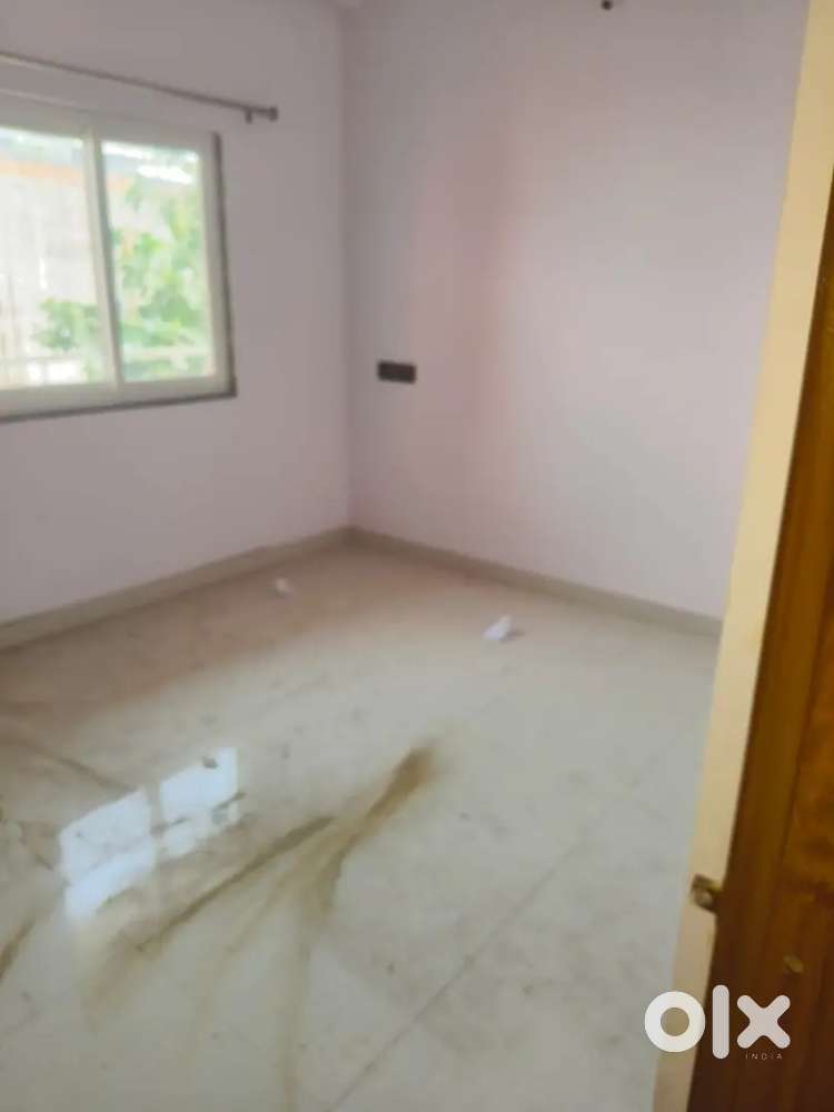 2 room set house available for rent in golmuri refugee colony
