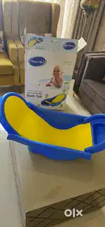 Baby foldable massage cum bath tub