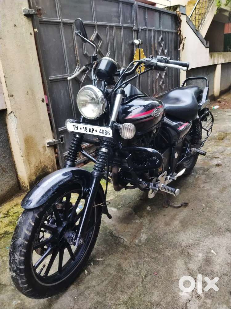 Avanger 220 street 2018 BS4