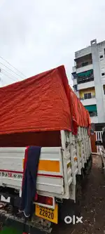 Mahindra jayo
