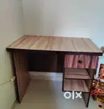 Wooden study table