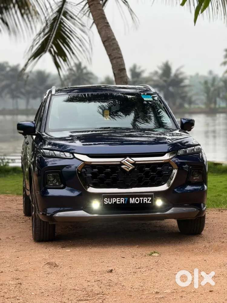 Maruti Suzuki Grand Vitara 2023ALPHA PLUS  Petrol 44000 Km Driven