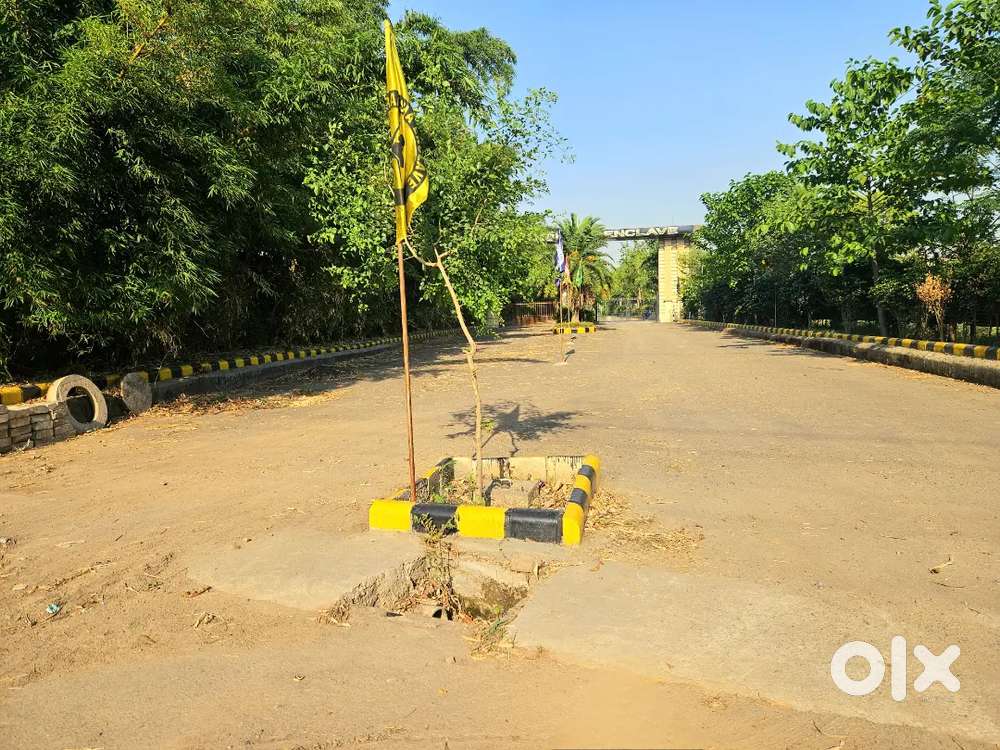 North Facing 2 Plots 100 Gaj Each (Total 200 Gaj)