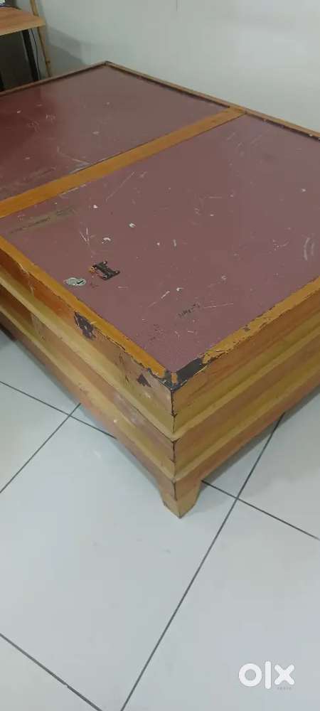 Single bed