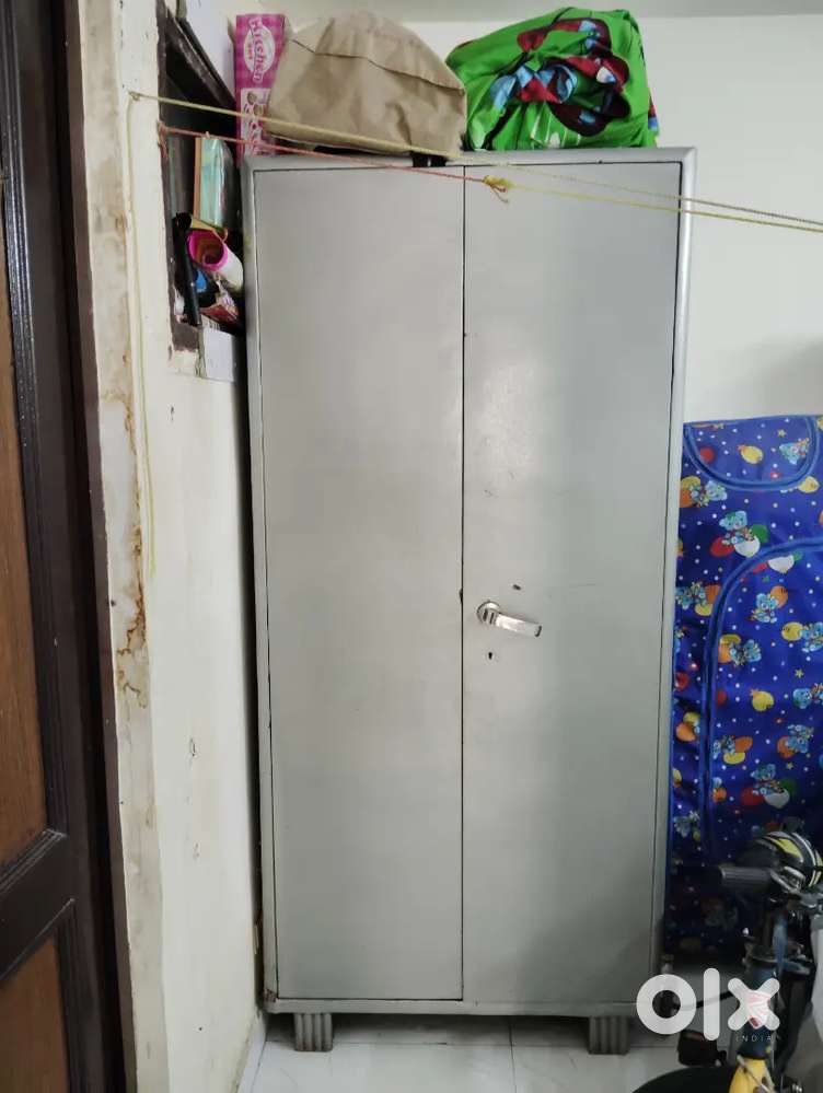 Steel almirah for sale good condition