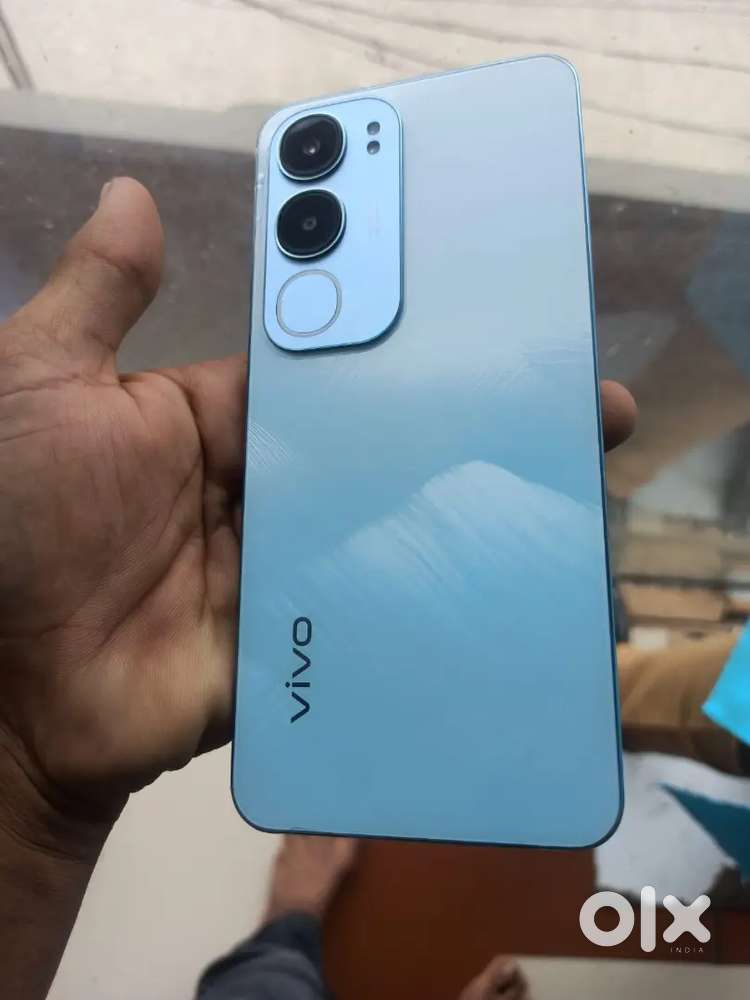 New mobile vivo y29 5G 4+4.128.gb internernal