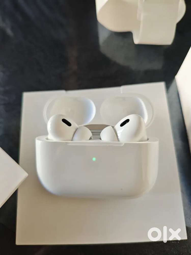Apple AirBuds Pro 2nd Gen New no Used