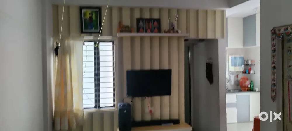 Furniture,center location from Khodiyar mandir,Gangotri circle,parking