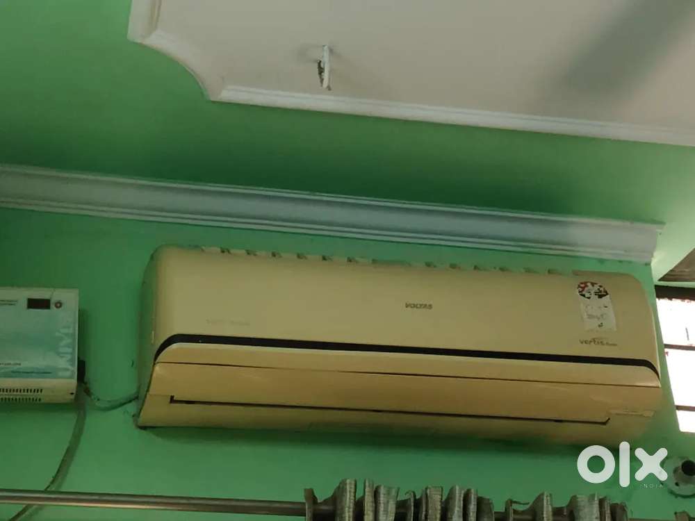 Voltas 1.5 ton split ac