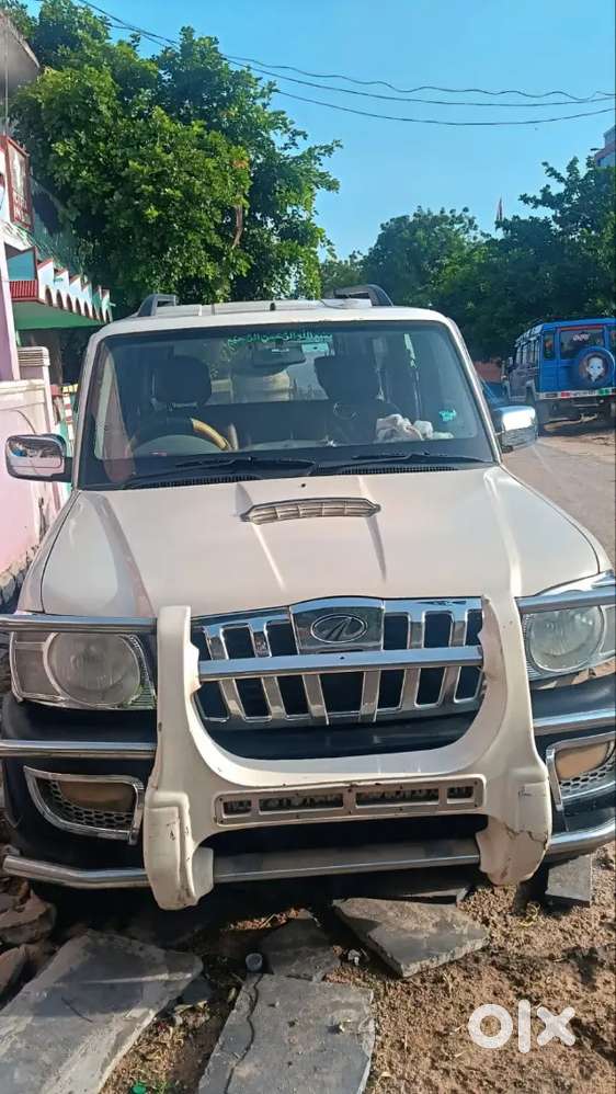 Mahindra Scorpio 2012 Diesel 12000 Km Driven