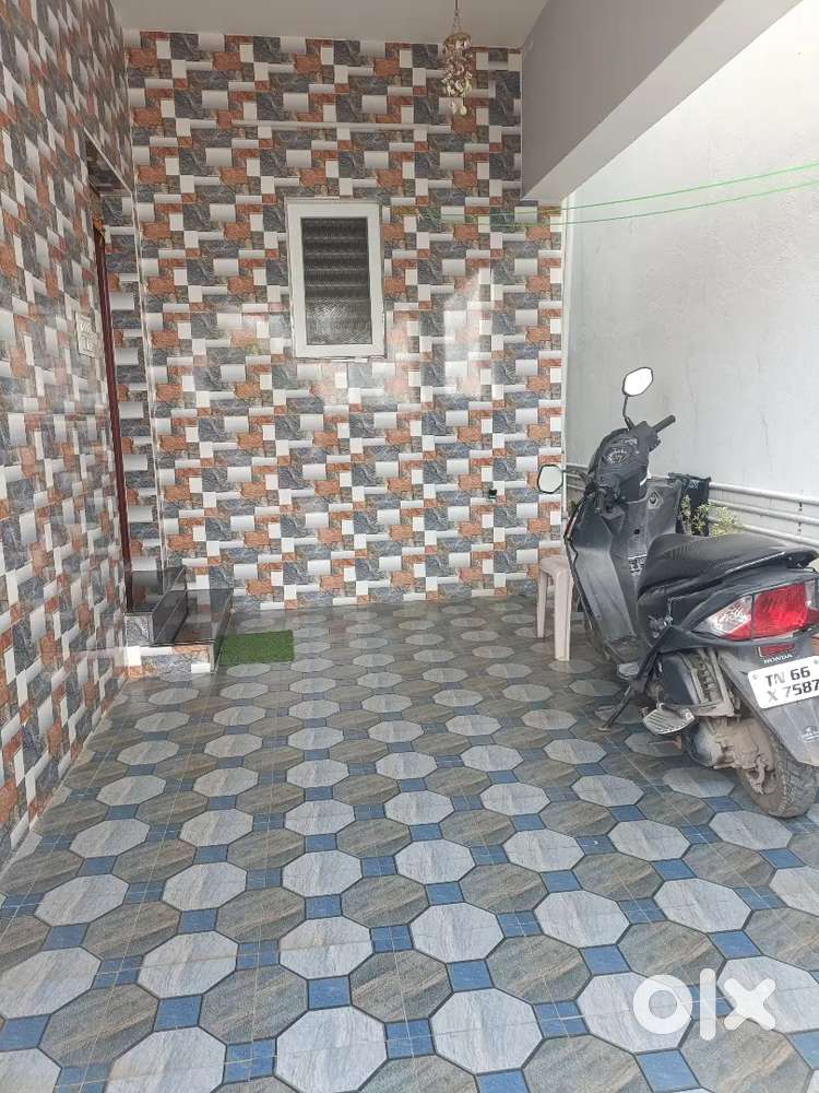 An independent 3 BHK duplex house for rent in Pannimadai