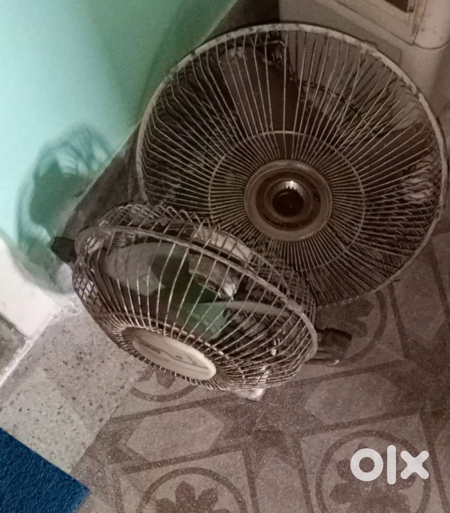 3 pic hanging fan for sale