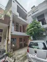 50 Sq Yds 2.5 Floor on 25 Foot wide road in Kiran Garden Old Construct